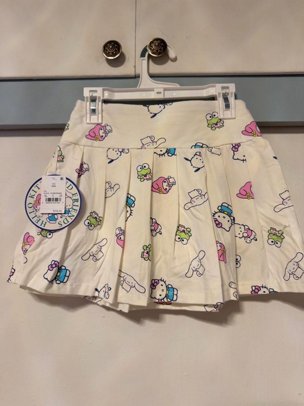 girls sanrio pleated skirt - Picture 2 of 2